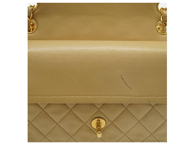 Chanel Borsa a tracolla con catena Double Flap Matelasse 25 in pelle d'agnello Beige - vista 13