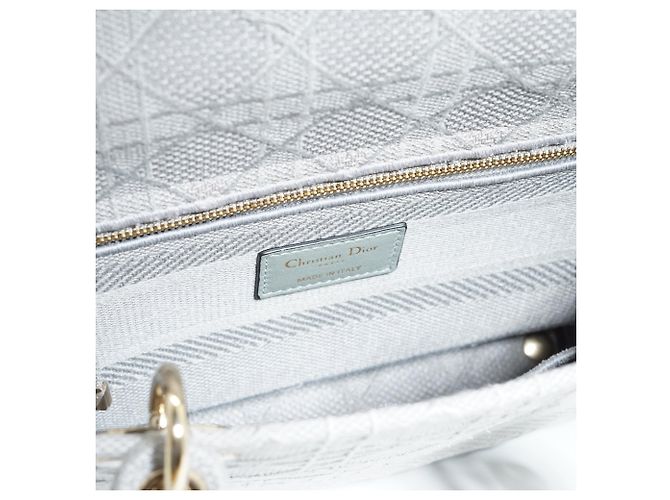 Lady Dior Medium Cannage D-Lite Gris - vista 15