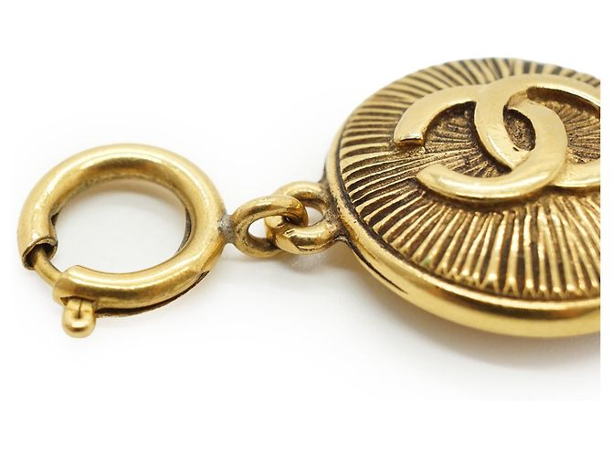 Chanel Bracciale Medaglione Vintage CC Starburst 31 Rue Cambon Paris D'oro - vista 8