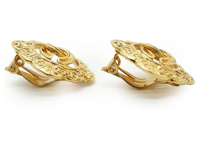 Chanel Vintage CC Cut-out Scalloped Flower Clip-on Earrings GP Golden - view 6