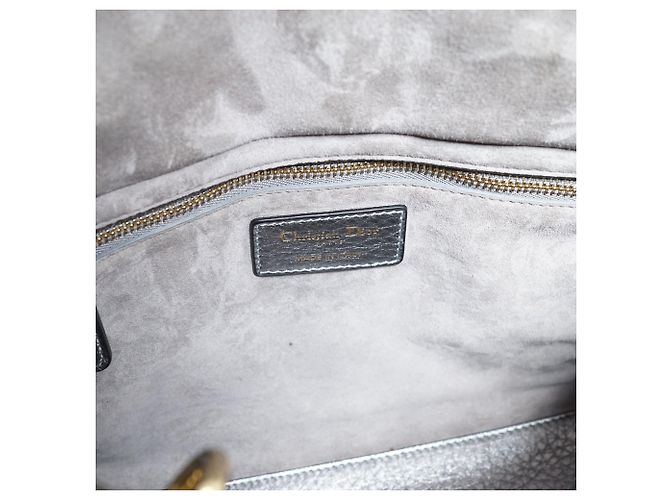 Lady Dior My ABCDior Cannage Supple Metallic Lambskin Medium Argenté Gris - vue 14