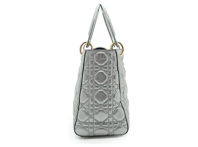 Lady Dior My ABCDior Cannage Supple Metallic Lambskin Medium Argenté Gris - vue 4