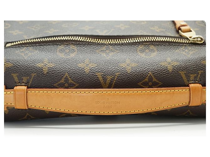 Louis Vuitton Monogram Pochette Metis MM Braun - vista 9