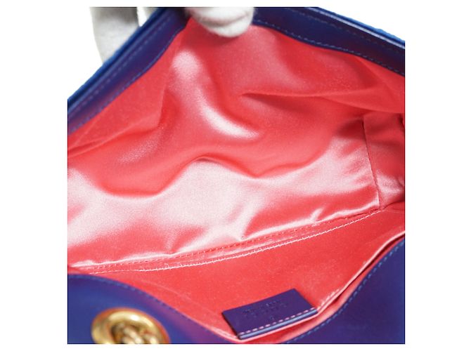 Gucci GG Marmont Mini Chain Shoulder Bag aus Samt Pink Blau - Ansicht 13