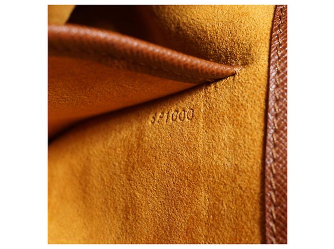 Louis Vuitton Monogram Musette Tango Marrom Mostarda - vista 14