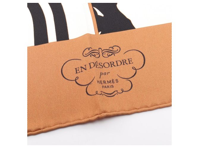 Hermès Pañuelo Hermes Carre 70 EN DESORDRE Castaño Negro Blanco - vista 5