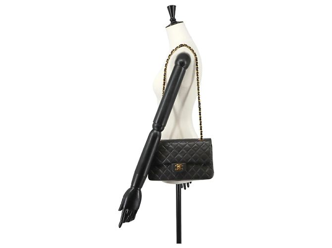 Chanel Matelasse 25 Chain Shoulder Handbag Black - view 10