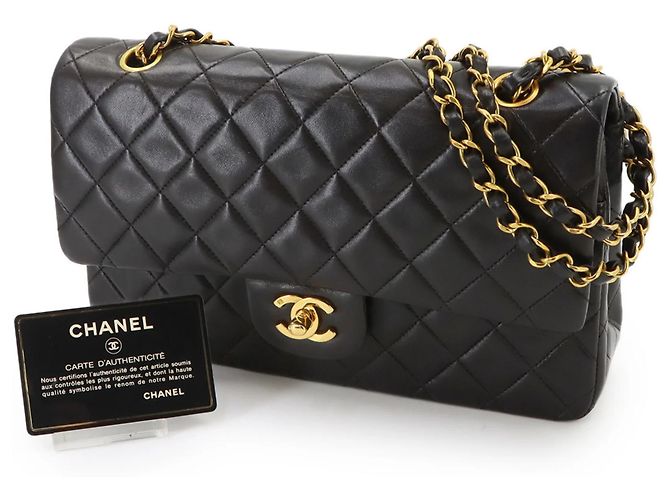 Chanel Matelasse 25 Chain Shoulder Handbag Black - view 2