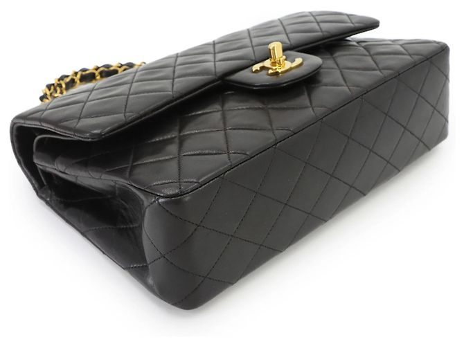 Chanel Matelasse 25 Chain Shoulder Handbag Black - view 5