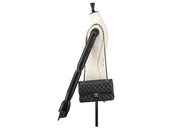 Borsa a spalla con catena Chanel Matelasse 25 Nero - vista 10