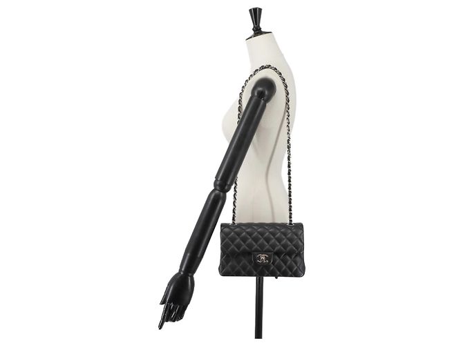 Borsa a tracolla Chanel Matelasse 23 Chain Nero - vista 10