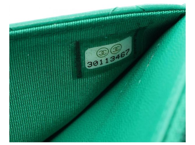Borsa a tracolla Chanel Trendy CC Matelassé Verde - vista 5