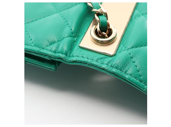 Borsa a tracolla Chanel Trendy CC Matelassé Verde - vista 9