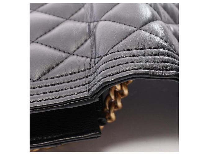 Chanel Boy Matelassé Schultertasche Schwarz - Ansicht 8