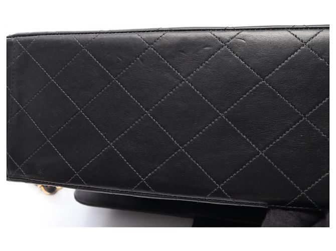 Borsa a tracolla Chanel Large Matelassé in pelle d'agnello nera Nero - vista 10