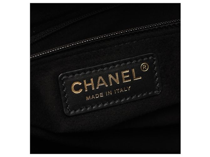 Borsa a tracolla Chanel Deauville con coulisse Nero - vista 4