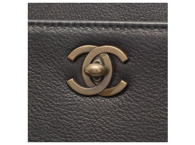 Sac à main Chanel Coco Mark Antique Gold Hardware Noir - vue 8