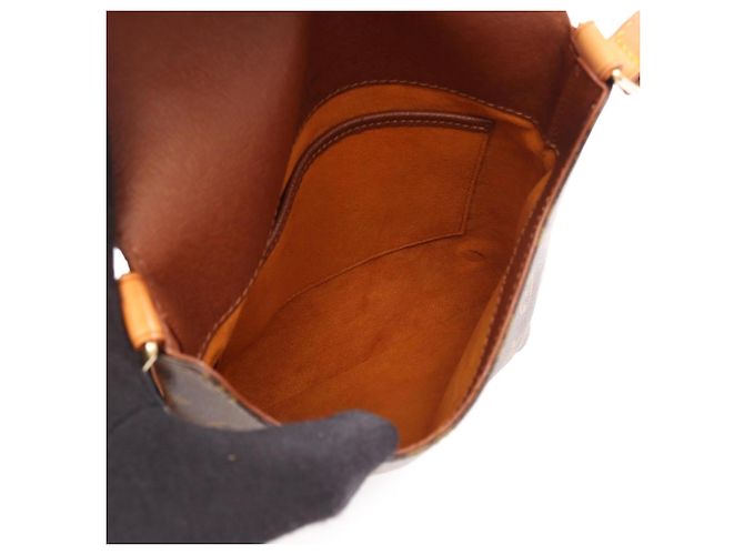Bolsa de Ombro Louis Vuitton Musette Salsa Marrom - vista 3