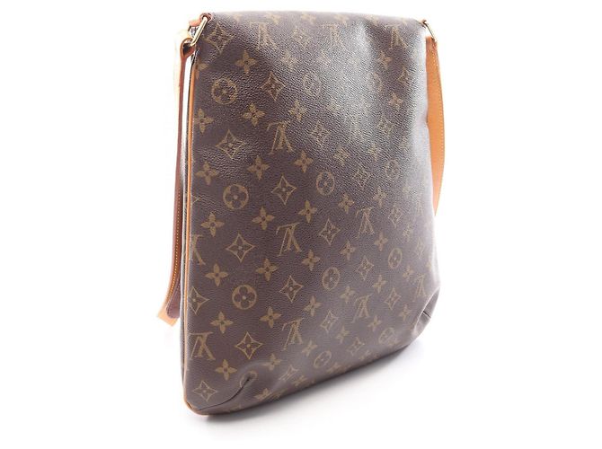 Bolsa de Ombro Louis Vuitton Musette Marrom - vista 2
