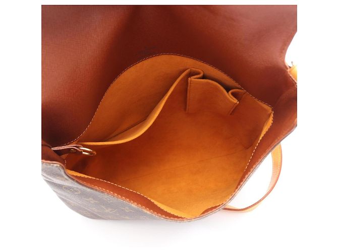 Bolsa de Ombro Louis Vuitton Musette Marrom - vista 3