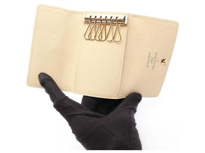Louis Vuitton Multicles 6 Key Case Blanc - vue 3