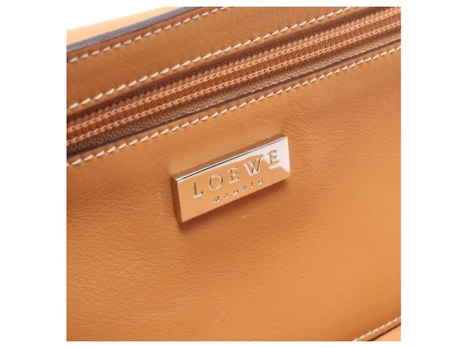 Borsa a tracolla Loewe in pelle beige - view 4