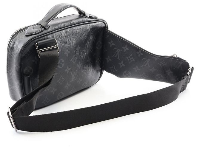 Riñonera Louis Vuitton Monogram Eclipse Negro - vista 2