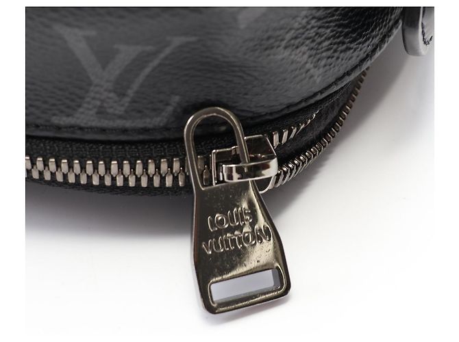 Riñonera Louis Vuitton Monogram Eclipse Negro - vista 9