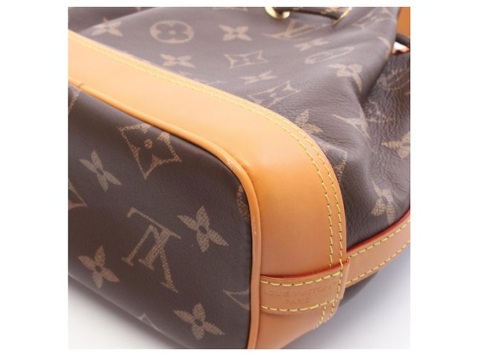 Louis Vuitton Noe Cargo Handbag Brown - view 5