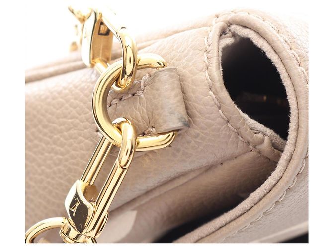 Louis Vuitton Handtasche aus beigem Leder - Ansicht 9