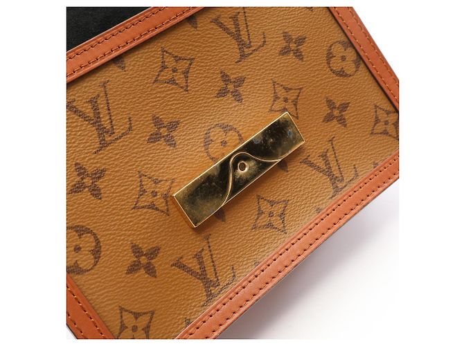 Louis Vuitton Dauphine Mini Monogram Reverse Shoulder Bag Marrone Beige - vista 6
