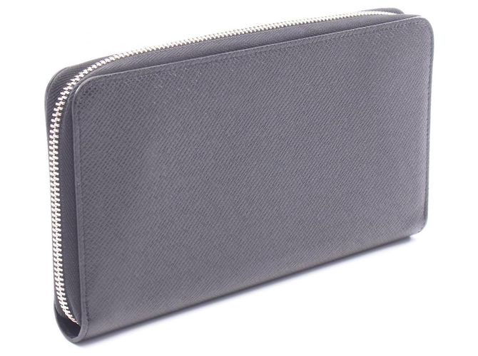 Louis Vuitton Zippy Organizer NM Taiga Leather Long Wallet - view 2