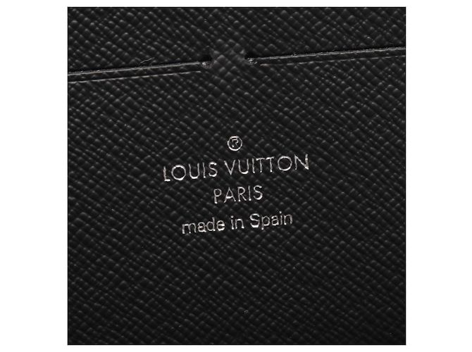 Louis Vuitton Zippy Organizer NM Taiga Leather Long Wallet - view 5