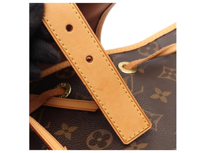 Louis Vuitton Sac aux Bosphore Backpack/Handbag Brown - view 7