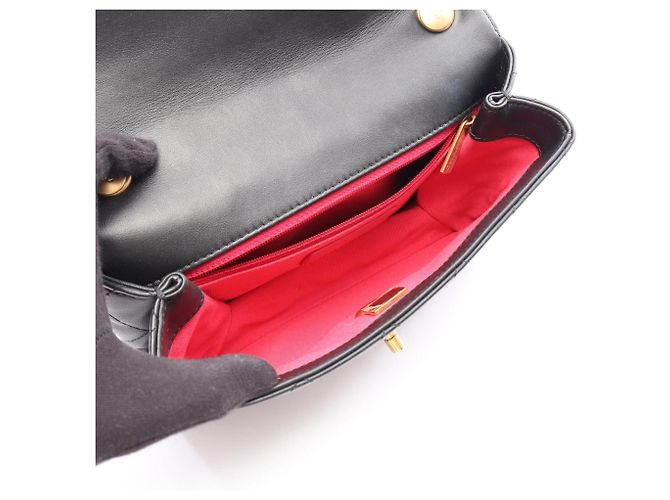 Bolso de Hombro Chanel Matelassé Small Flap Negro - vista 3