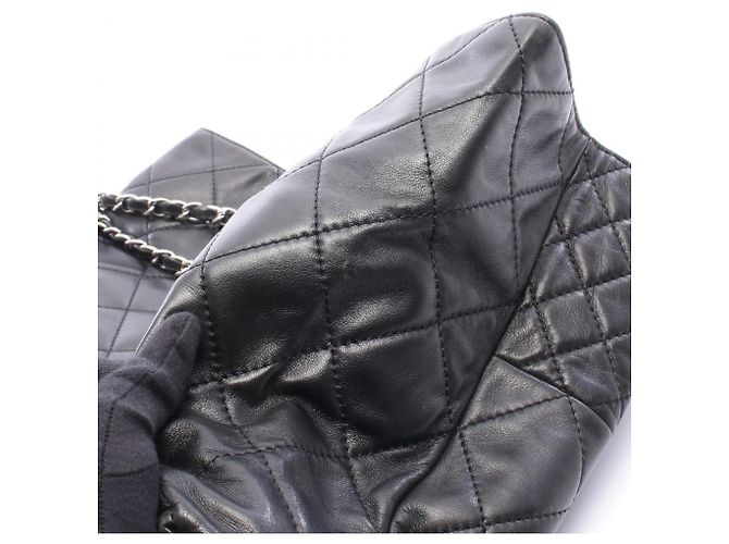 Sac cabas Chanel Matelassé Noir - vue 10