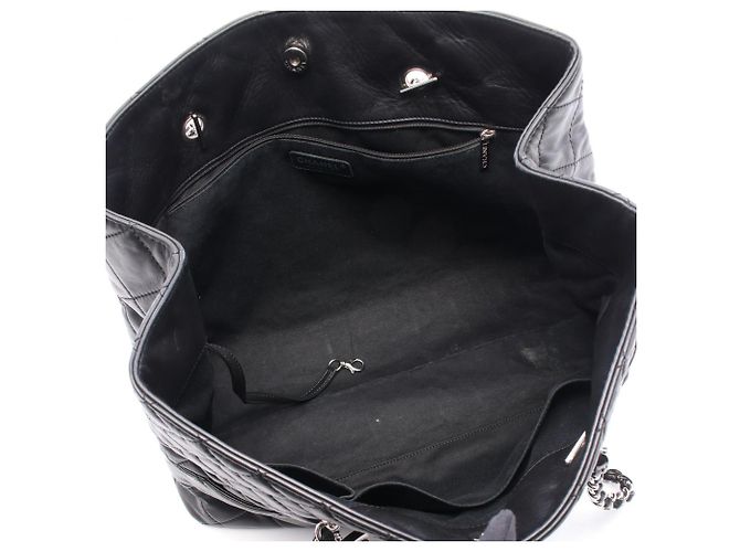 Sac cabas Chanel Matelassé Noir - vue 3