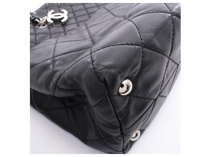 Sac cabas Chanel Matelassé Noir - vue 8