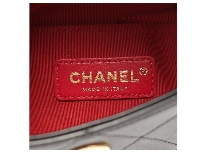 Borsa a spalla Chanel Matelassé con perle finte Nero - vista 4