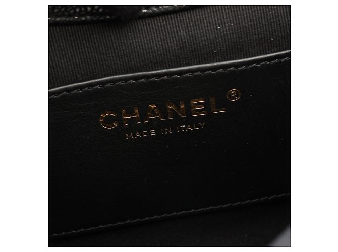 Borsa a tracolla Chanel Matelassé Mini Messenger Nero - vista 4