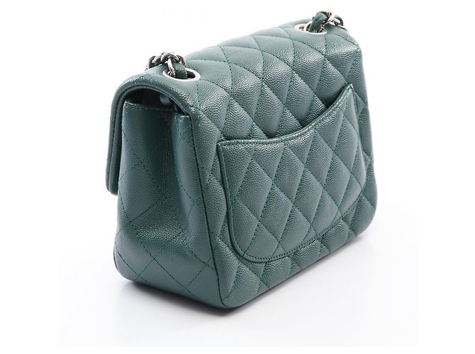 Borsa a tracolla Chanel Mini Matelassé in Verde - vista 2