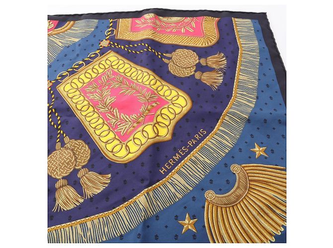 Hermès Foulard Hermes Petit Carré 45 Poste et Cavalerie Multicolore Blu navy - vista 4
