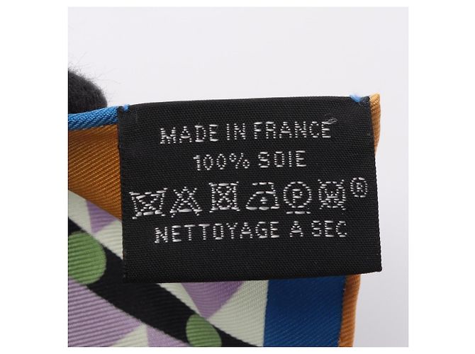 Silk In Hermès Hermes Petit Carré 45 PARADE EN FANFARE Tuch Schwarz Mehrfarben - Ansicht 3