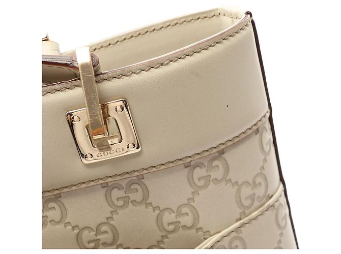 Saco Tote Gucci Guccissima em couro marfim Cru - vista 12
