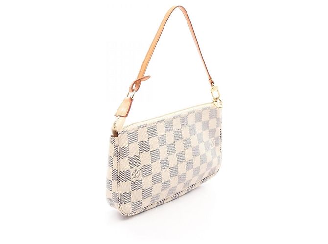 Borsa Louis Vuitton Pochette Accessoires Bianco - vista 2