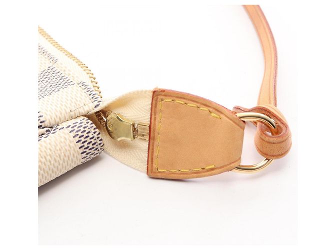 Borsa Louis Vuitton Pochette Accessoires Bianco - vista 9