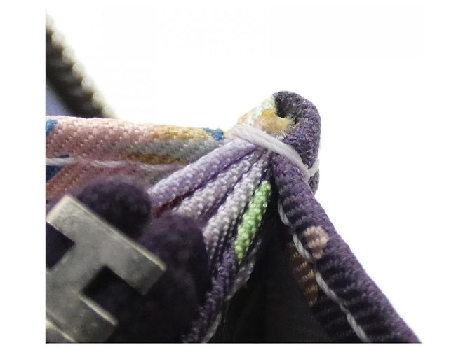 Hermès Cartera larga de seda Hermes EN LIBERTE Beige Gris pardo Morado oscuro - vista 7