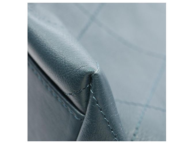 Borsa a tracolla Chanel Matelassé in pelle verde - vista 5