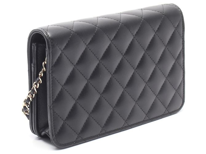 Borsa a tracolla Chanel Matelassé con nastro camelia Nero Rosa - vista 2