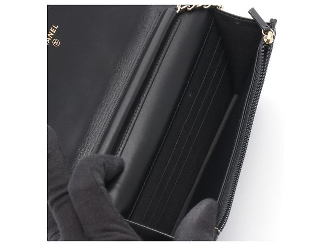 Borsa a tracolla Chanel Matelassé con nastro camelia Nero Rosa - vista 3